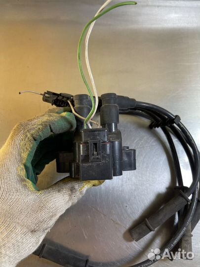 Катушка зажигания Renault Sandero 2009 2014
