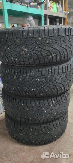Gislaved Nord Frost Van 215/55 R16 21