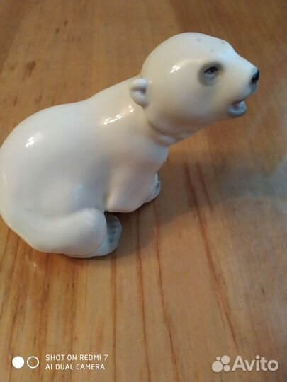 Винтажный фарфоровый медвежонок. Клеймо лфз (3с)