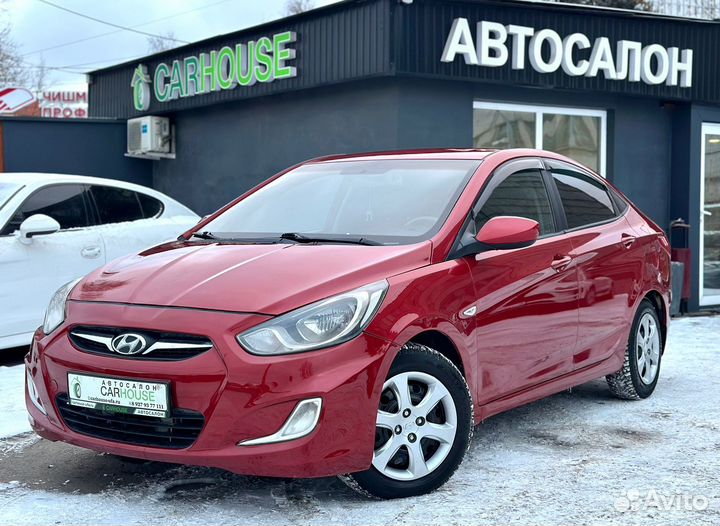 Hyundai Solaris 1.6 AT, 2011, 256 000 км