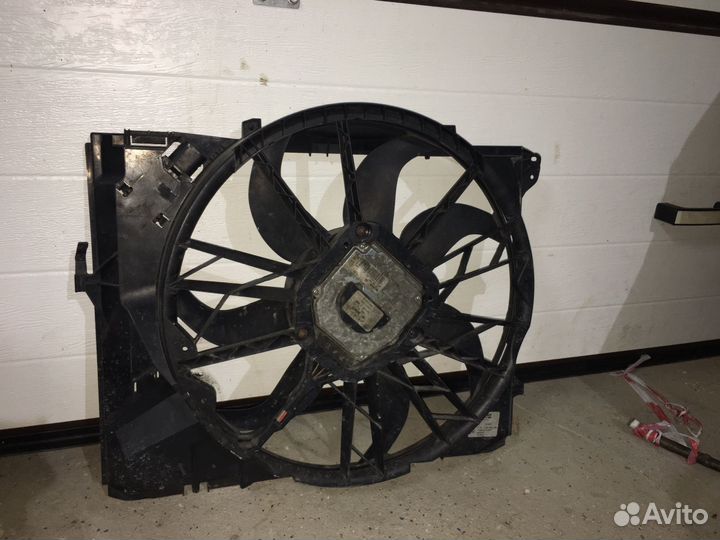 Вентилятор охлаждения двигателя BMW E90