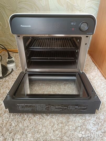 Мини-печь Panasonic NU-SC101W