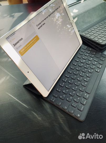 Чехол-клавиатура Apple Smart Keyboard iPad