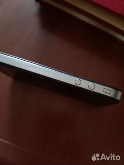 iPhone 4, 8 ГБ