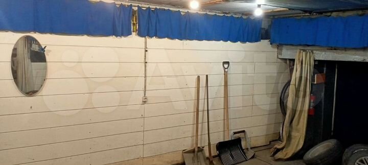 Гараж, > 30 м²