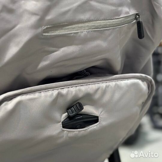 Прогулочная коляска на надувных колесах v1 siesta