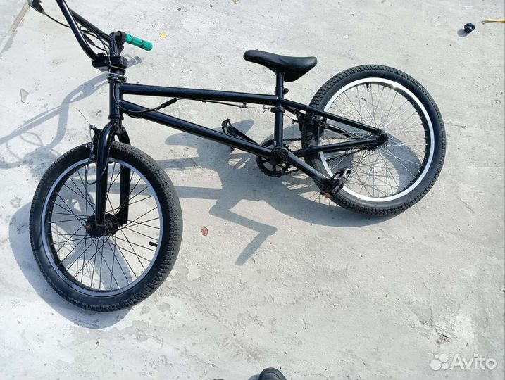 Трюковой велосипед BMX б.у