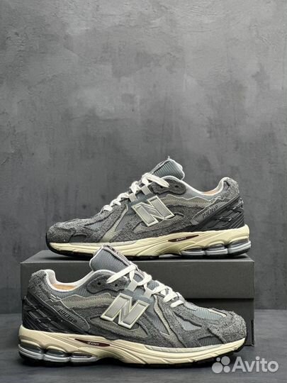 Кроссовки New Balance 1906r