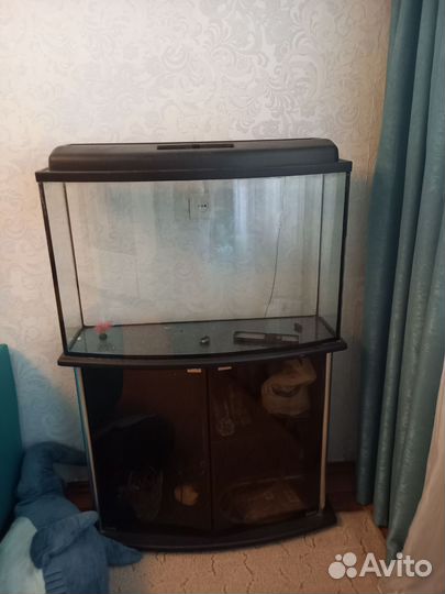 Аквариум с тумбой 120л