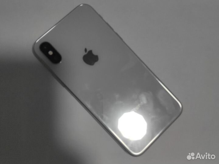 iPhone X, 256 ГБ