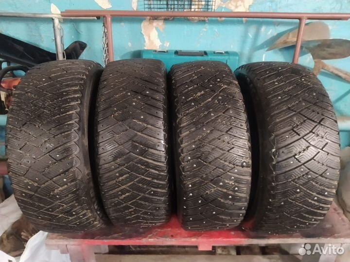 Goodyear Ultra Grip Ice Arctic 2 205/55 R16 107P