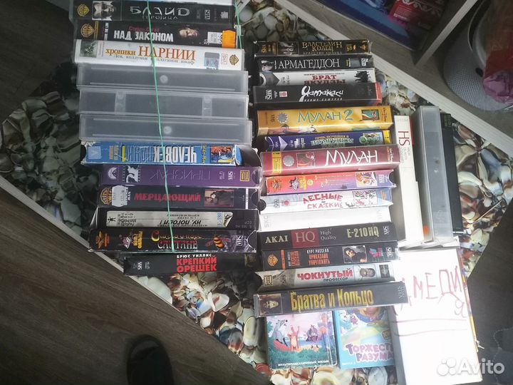 Видеокассеты