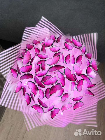 Светящийся букет из бабочек