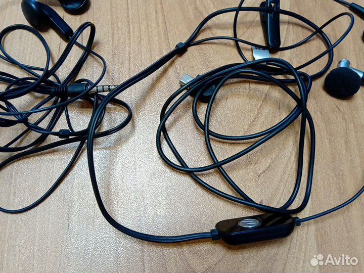 Микронаушники