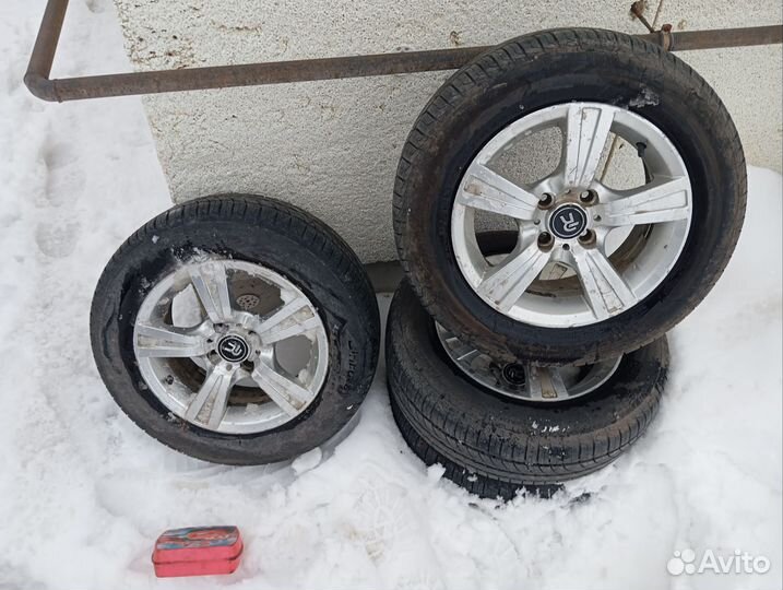 Колеса летние 14 комплект вместе с дисками