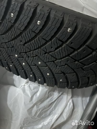 Pirelli Ice Zero 2 225/55 R19