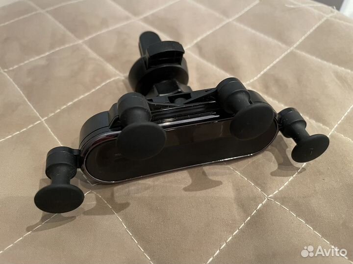 Держатель для телефона в машину