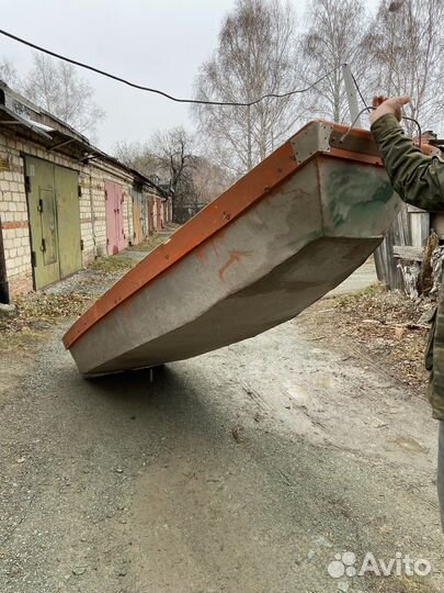 Лодка дюралевая