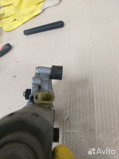 Стеклоподъемник электрический Ford Mondeo