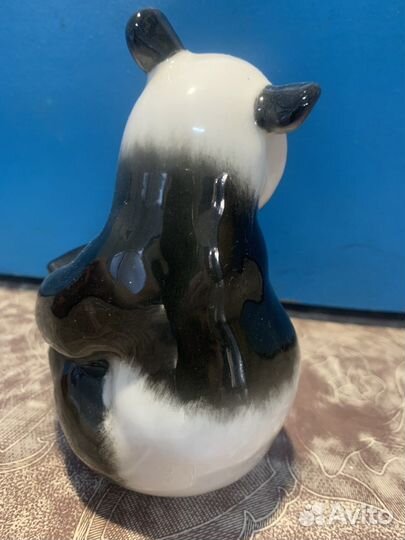 Фарфоровая Панда