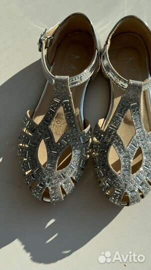 Нарядные туфли для девочки 27 р-р