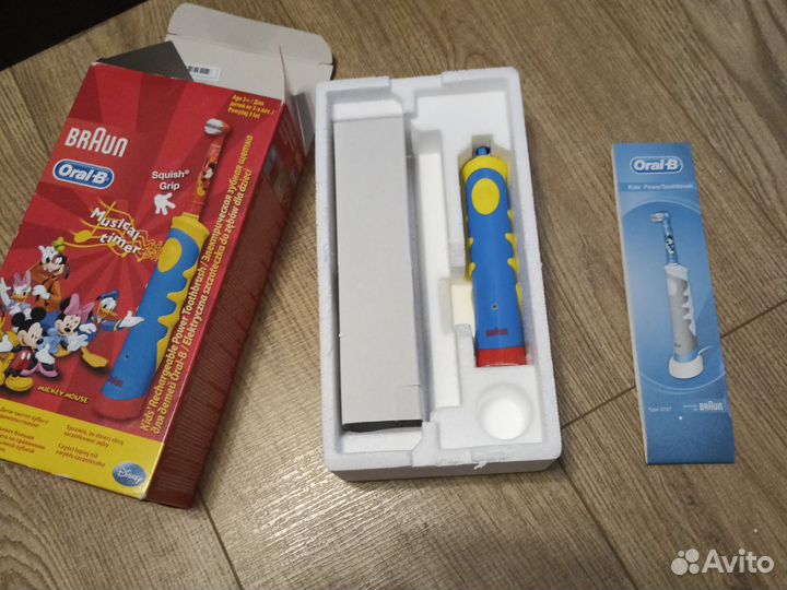 Детская электрическая зубная щетка Oral-B