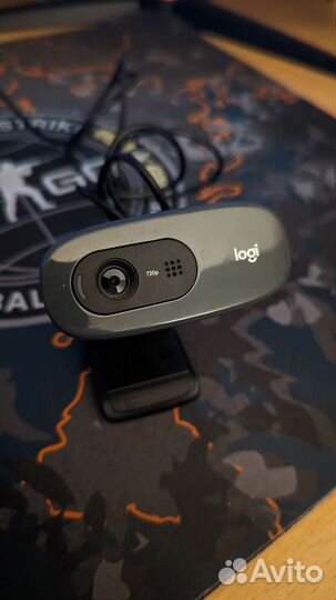 Веб камера Logitech c270