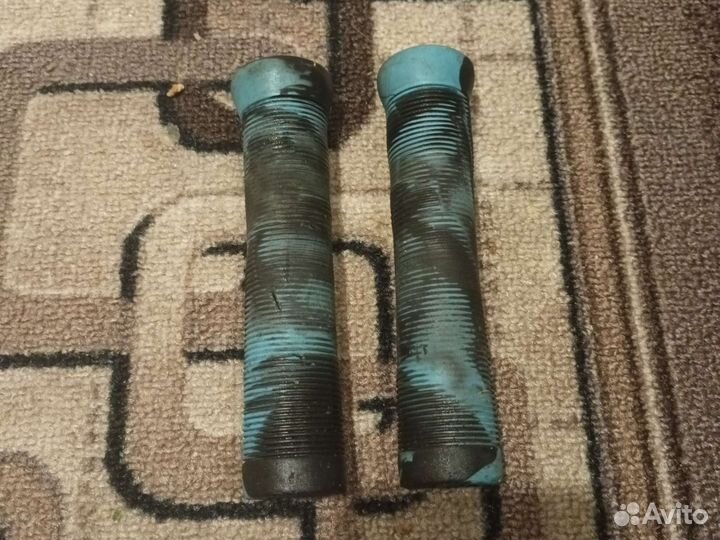 Месяц ношеные для трюкового самоката коцаны