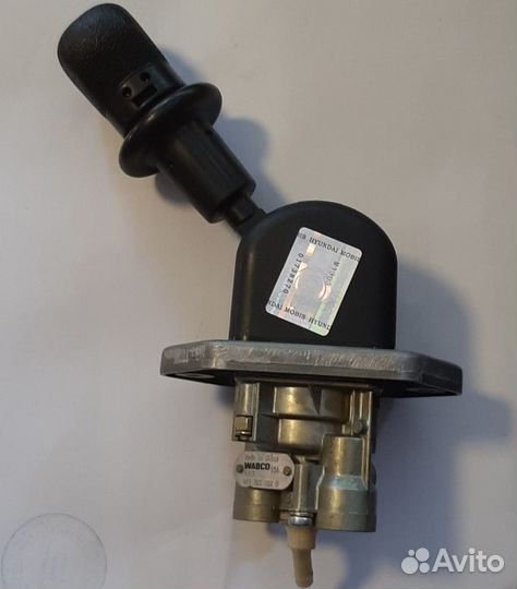 Тормозной клапан, стояночный тормоз