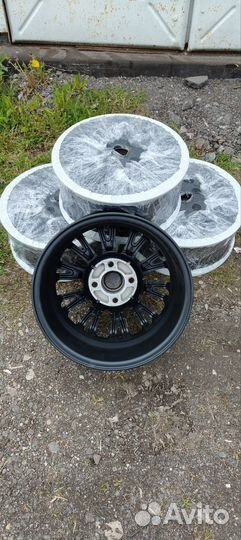 Комплект дисков на Ford R15 4x108