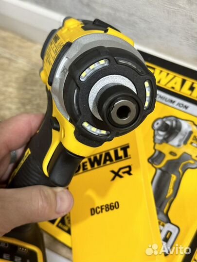 Dewalt DCF860 тушка, новинка 2024г азия