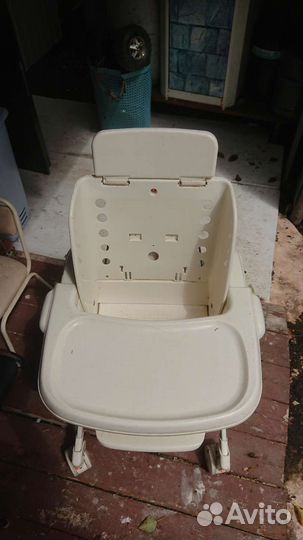 Стульчик столик для кормления ребёнка Япония