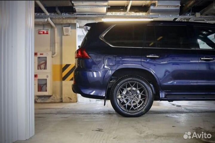 Кованые диски GT Forged на Lexus LX570 Toyota LC