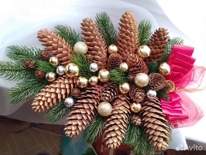 Новогодний венок на дверь