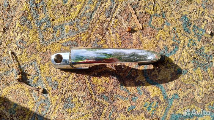 Комплектующие правых дверей Hyundai Tucson