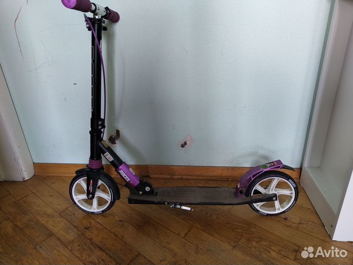 Продам детский складной самокат Roces