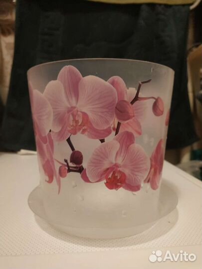 Горшки для цветов (стекло, пластик)