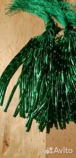 Стеклярус на нити (Preciosa)