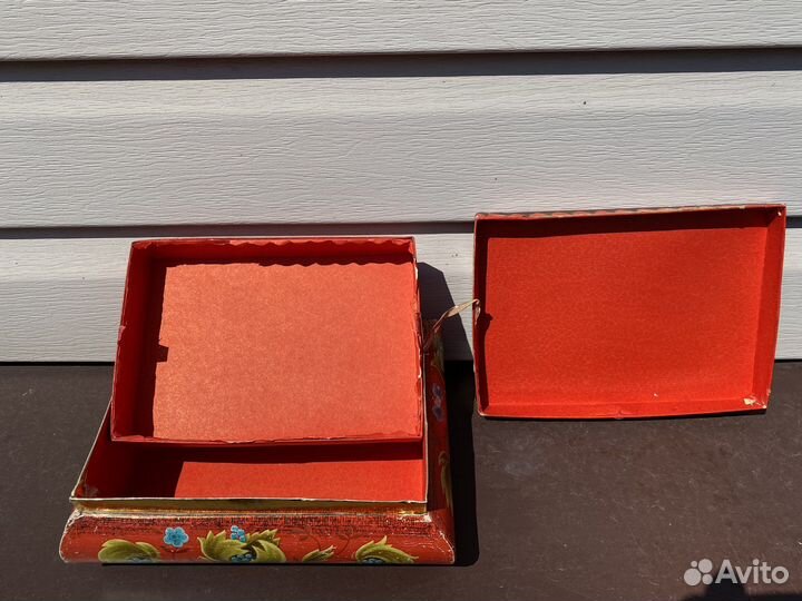 Коробка фабрики «Красный Октябрь» 1990 год