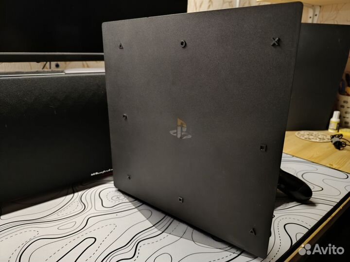 Sony PS4 PRO 1tb V 11.00 прошитая goldhen