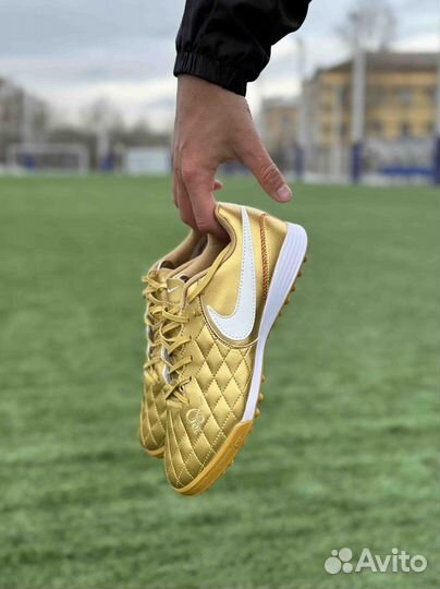 Сороконожки Nike Tiempo Legend gold