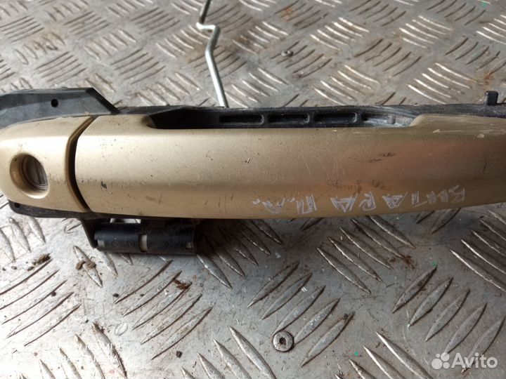 Ручка двери передняя левая Сузуки Гранд Витара