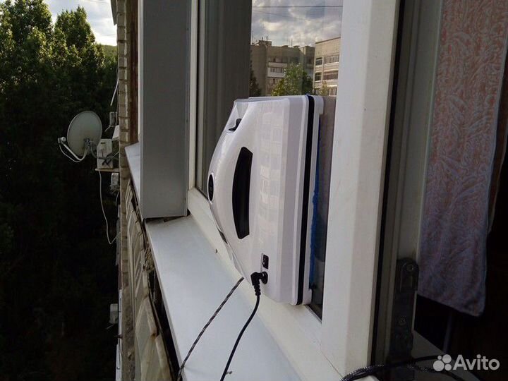 Робот мойщик окон. Мытье окон