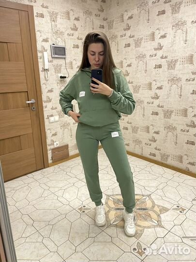 Костюм спортивный