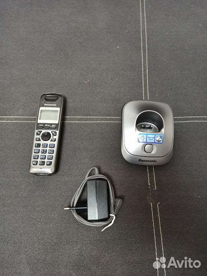 Беспроводной телефон Panasonic