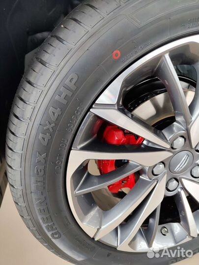 LingLong Green-Max 4x4 HP 215/55 R18