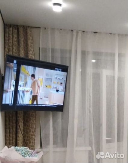 Телевизор samsung