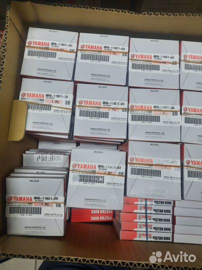 Поршень Yamaha VK540 8R6116310095