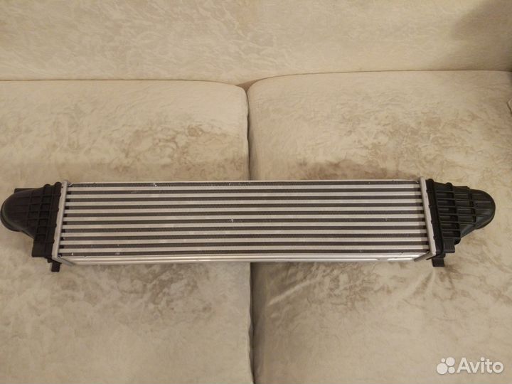 Радиатор Mercedes A2215001000 - новый оригинал