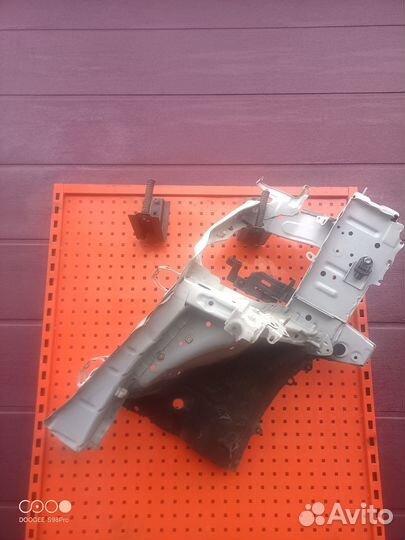 Лонжерон правый Toyota Camry v 40